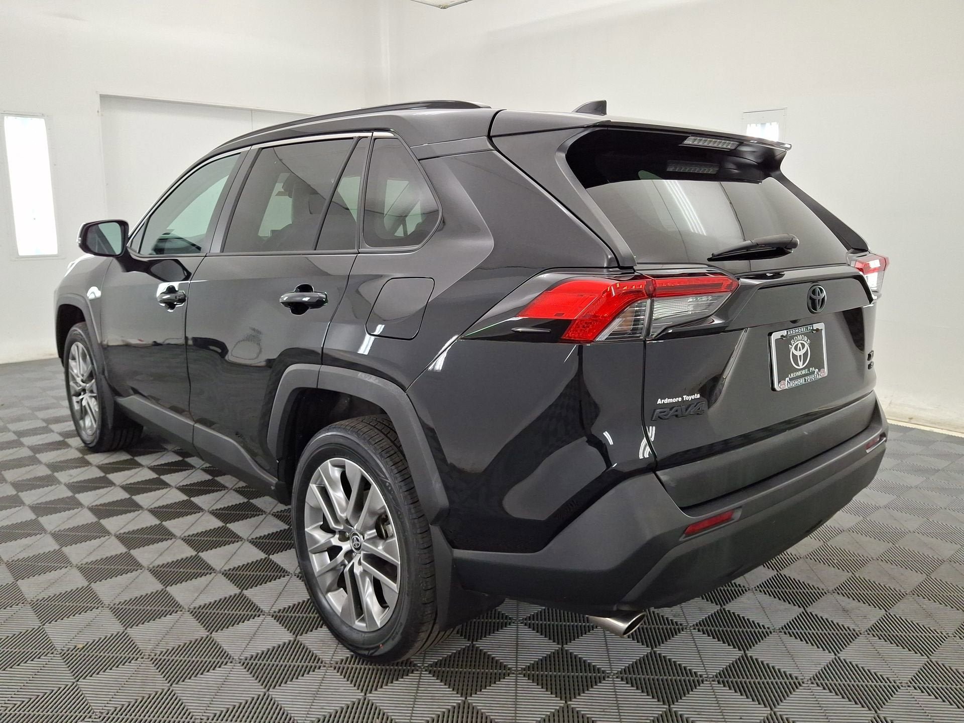 Certified 2023 Toyota RAV4 XLE Premium AWD/4WD image 22