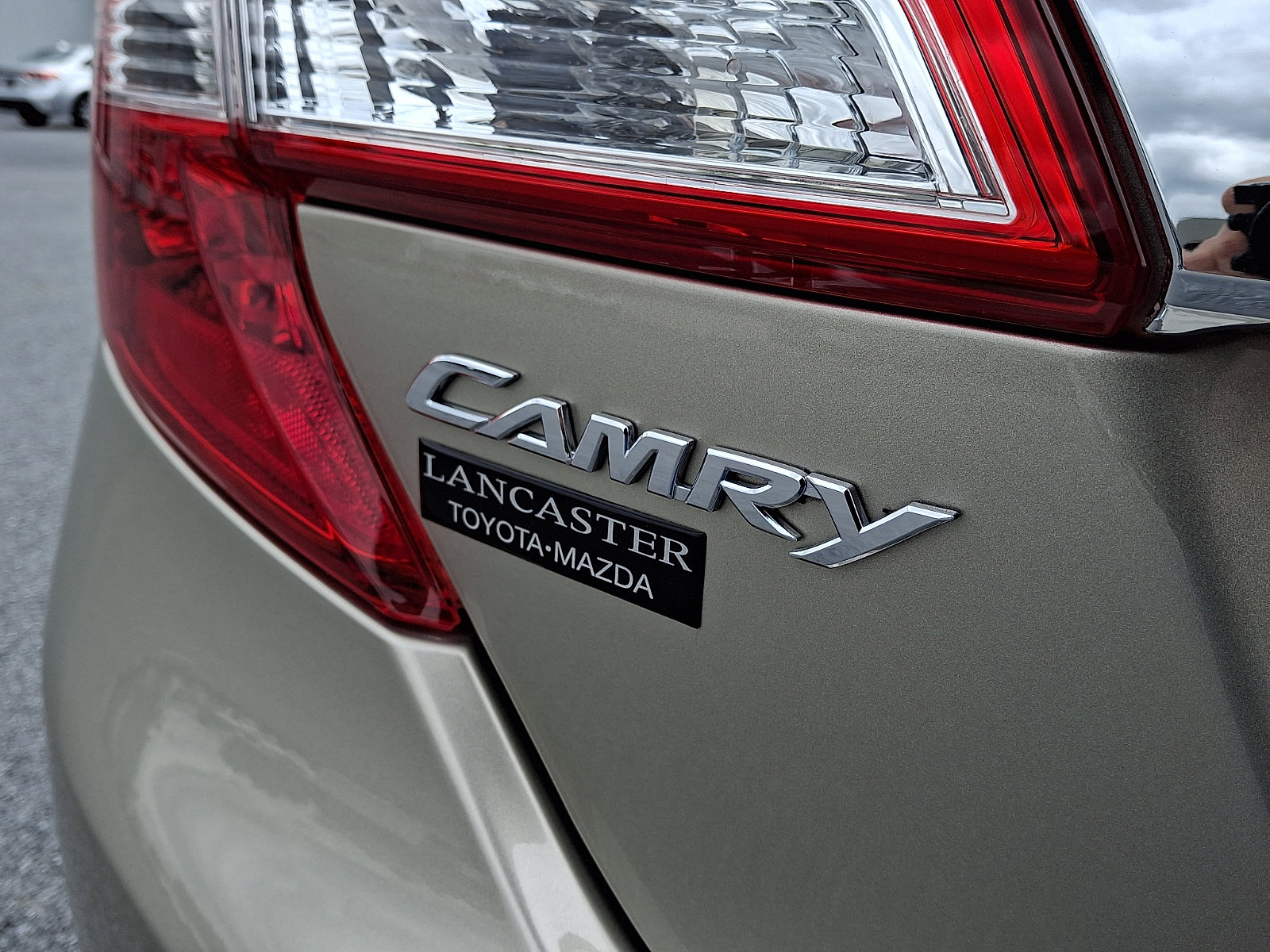 Used 2014 Toyota Camry XLE w/ Leather Package FWD image 29