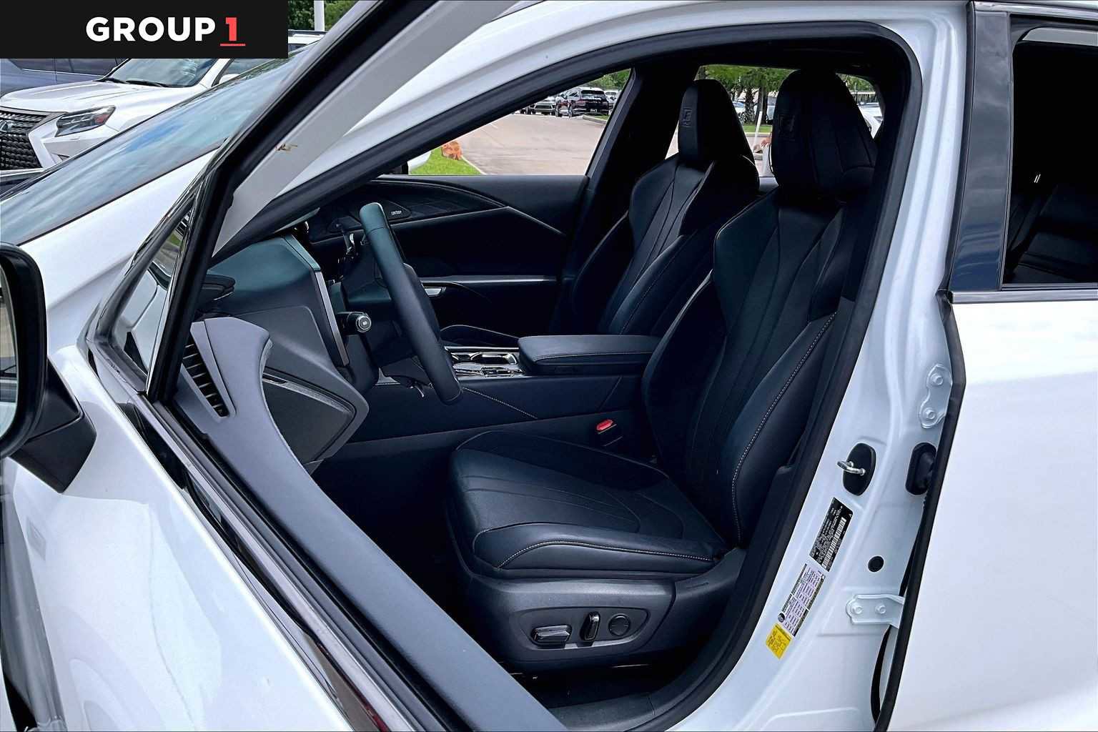 Used 2023 Lexus RX 500h F Sport w/ Accessory Package (Z1) image 7