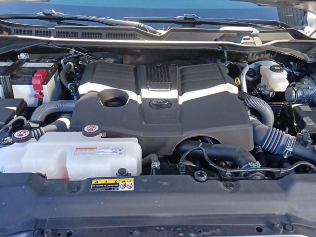 Used 2025 Toyota Tundra Limited image 36