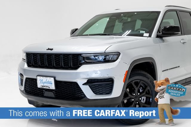 Certified 2024 Jeep Grand Cherokee Altitude AWD/4WD image 2