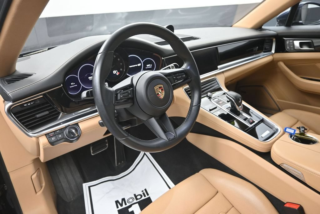 Used 2023 Porsche Panamera 4S w/ Premium Package AWD/4WD image 13