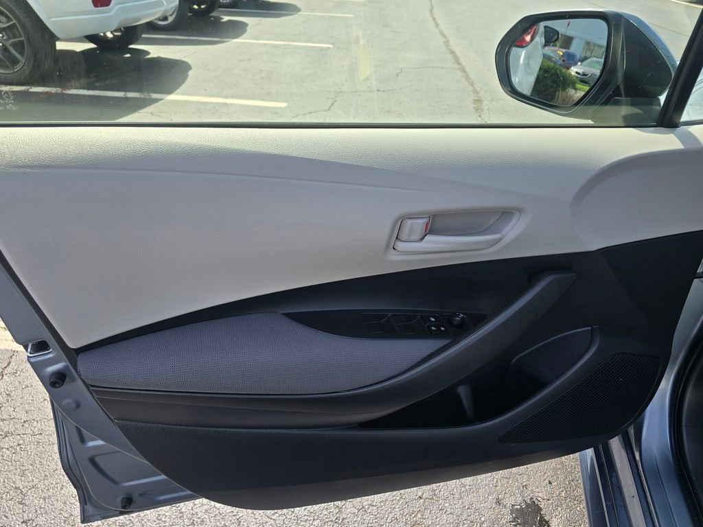 Certified 2024 Toyota Corolla LE AWD/4WD image 17