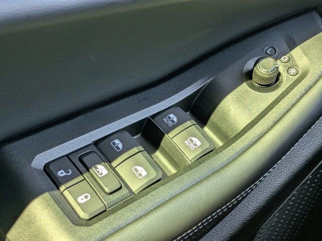 New 2025 Jeep Grand Cherokee Limited w/ Black Appearance Package image 21