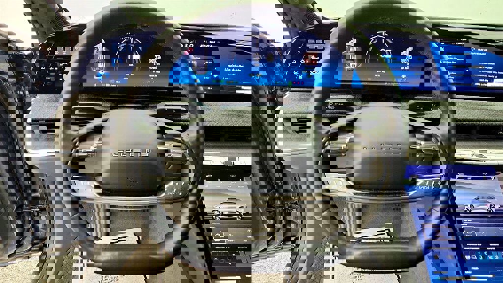 Used 2024 Lucid Air Pure image 13