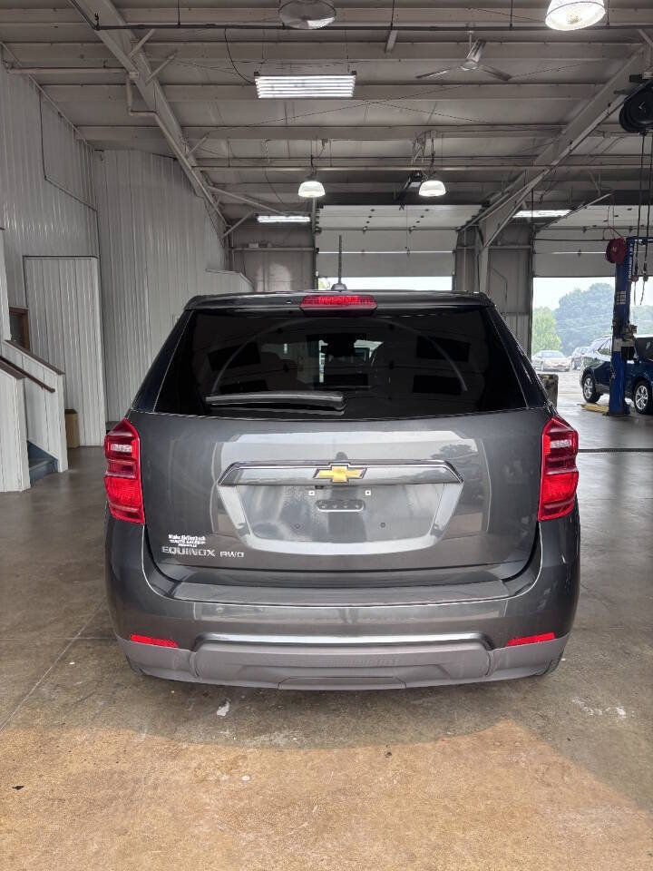 Used 2017 Chevrolet Equinox LS AWD/4WD image 10
