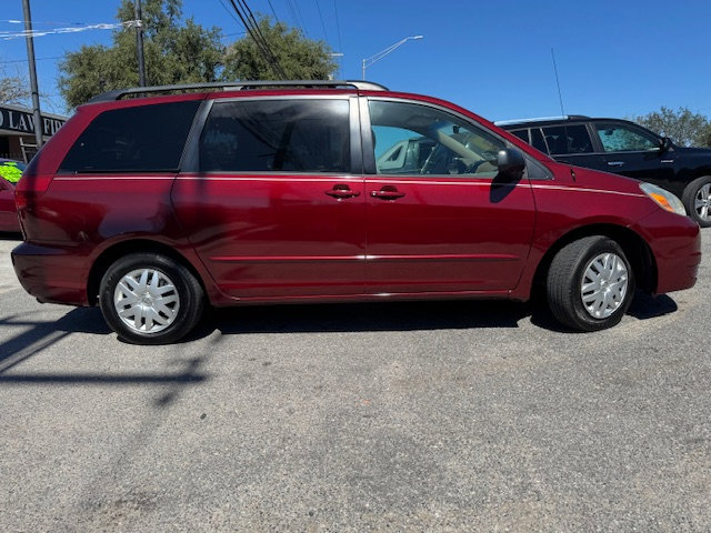 Used 2005 Toyota Sienna LE image 8