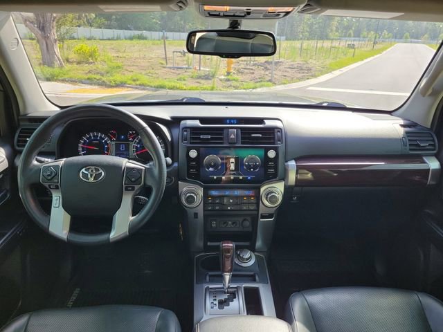 Used 2018 Toyota 4Runner Limited AWD/4WD image 26