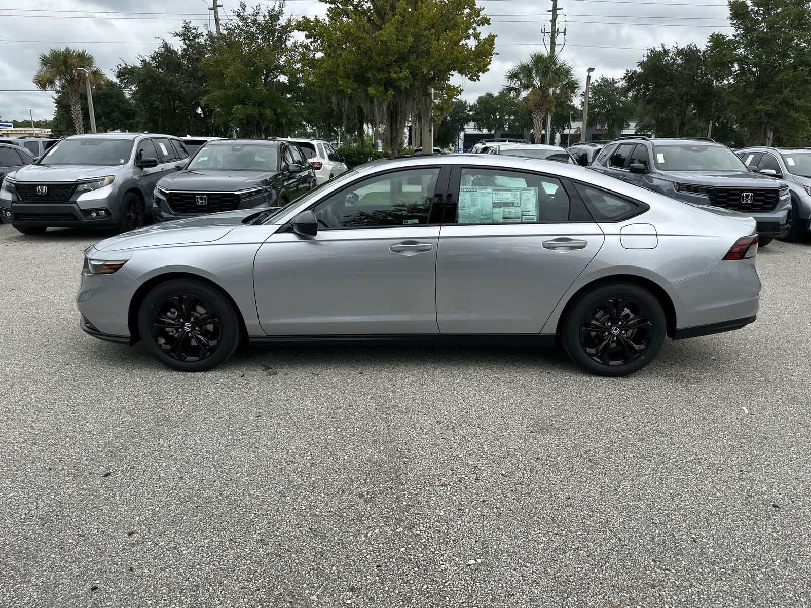 Used 2025 Honda Accord SE image 3