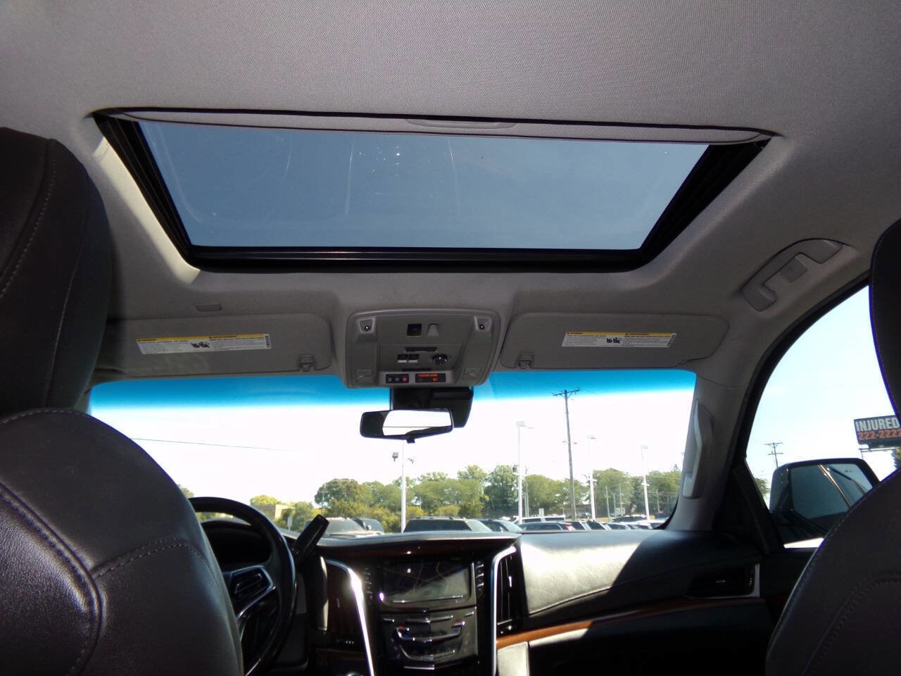 Used 2019 Cadillac Escalade Luxury image 20