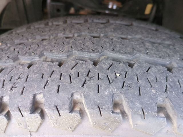 Used 2021 Nissan Titan SV w/ Accessory Utility Package AWD/4WD image 11