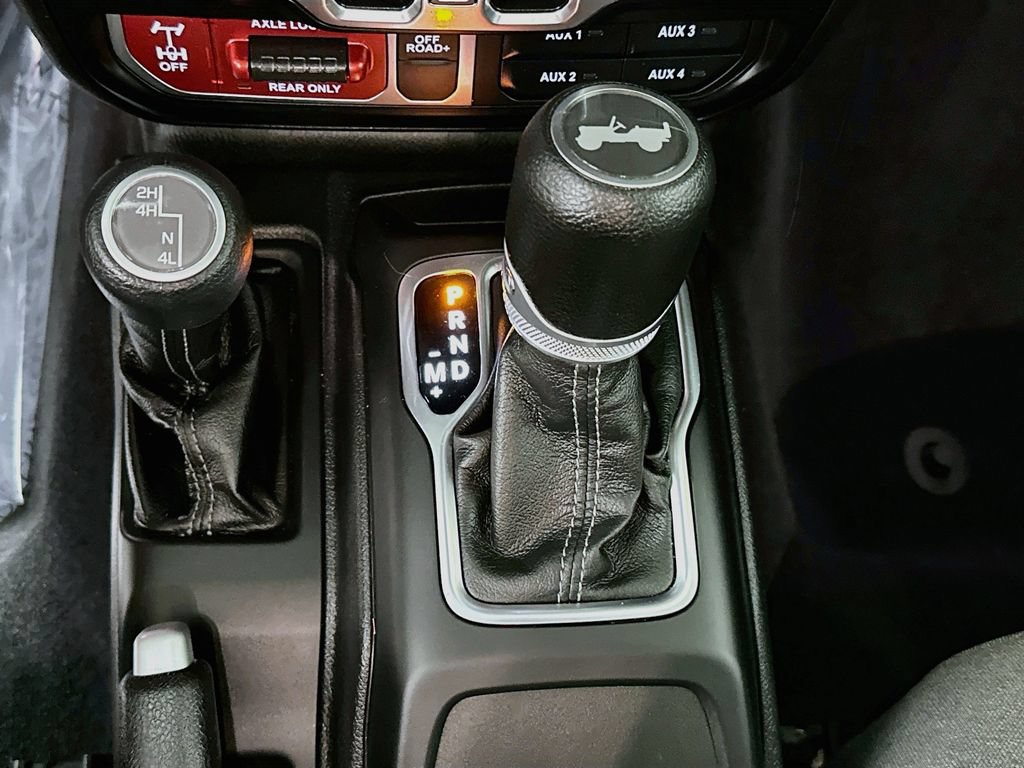 Certified 2025 Jeep Wrangler Unlimited Sport AWD/4WD image 26
