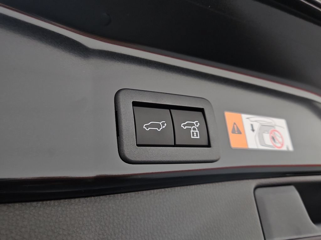New 2026 Toyota RAV4 XSE AWD/4WD image 35
