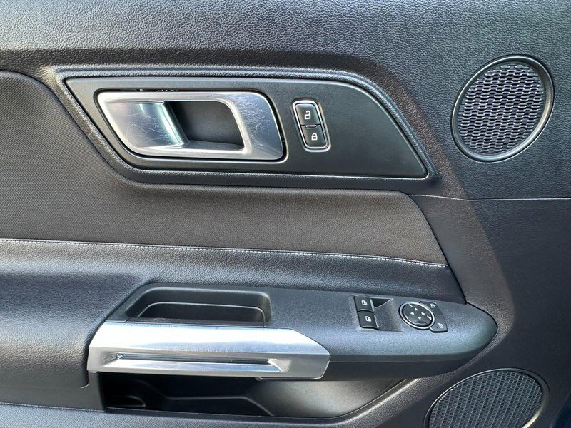 Used 2019 Ford Mustang GT w/ Equipment Group 301A image 9