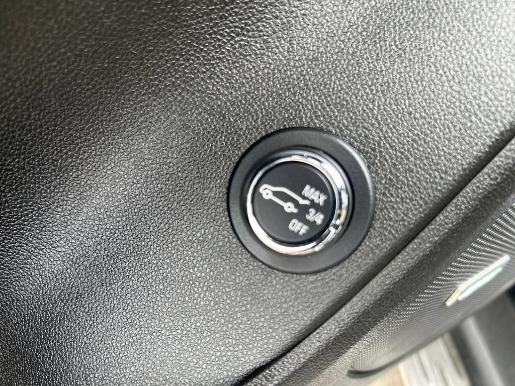 Used 2023 Chevrolet Blazer Premier w/ Enhanced Convenience Package FWD image 20