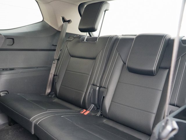 Used 2023 Volkswagen Atlas SE w/ Black Wheel Package image 19