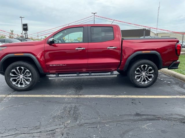 Used 2026 GMC Canyon Denali AWD/4WD image 4