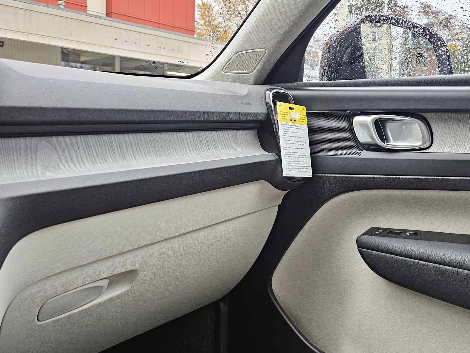 New 2026 Volvo XC40 B5 Plus w/ Protection Package Premier image 24