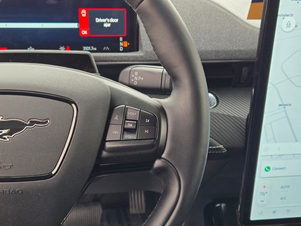 Certified 2025 Ford Mustang Mach-E Premium image 21