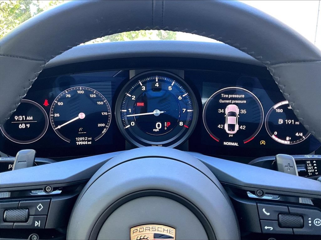 Certified 2024 Porsche 911 Carrera RWD image 25