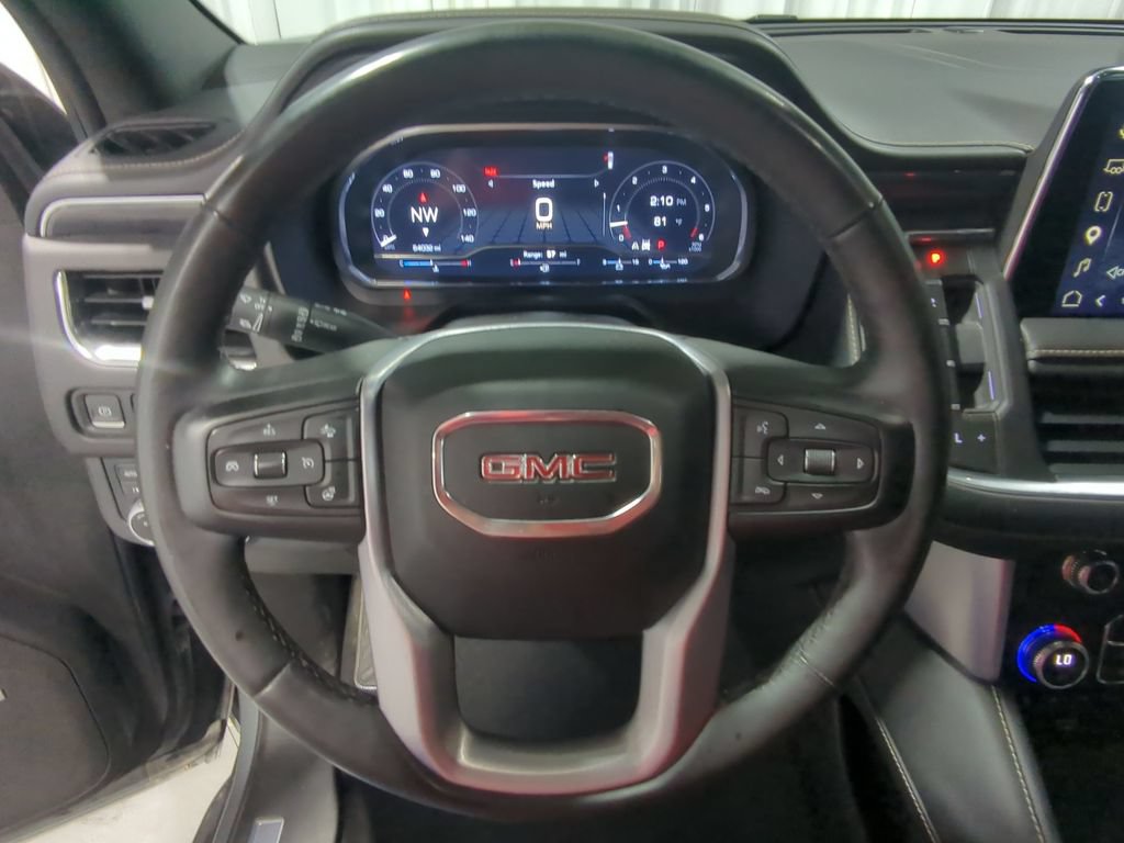 Used 2023 GMC Yukon XL SLT w/ SLT Premium Package AWD/4WD image 29