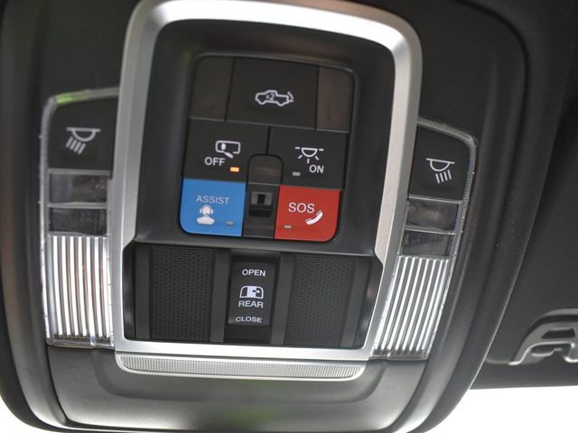 New 2026 RAM 1500 4x4 Crew Cab image 29