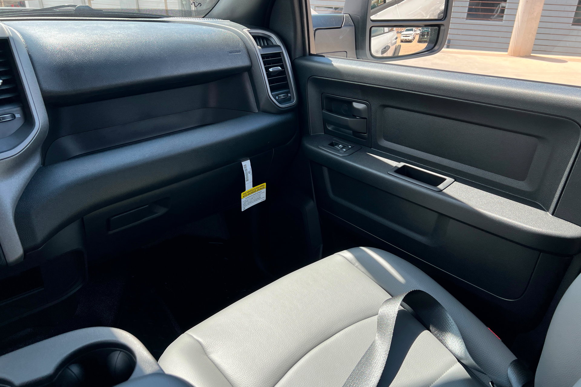New 2026 RAM 3500 Tradesman AWD/4WD image 10