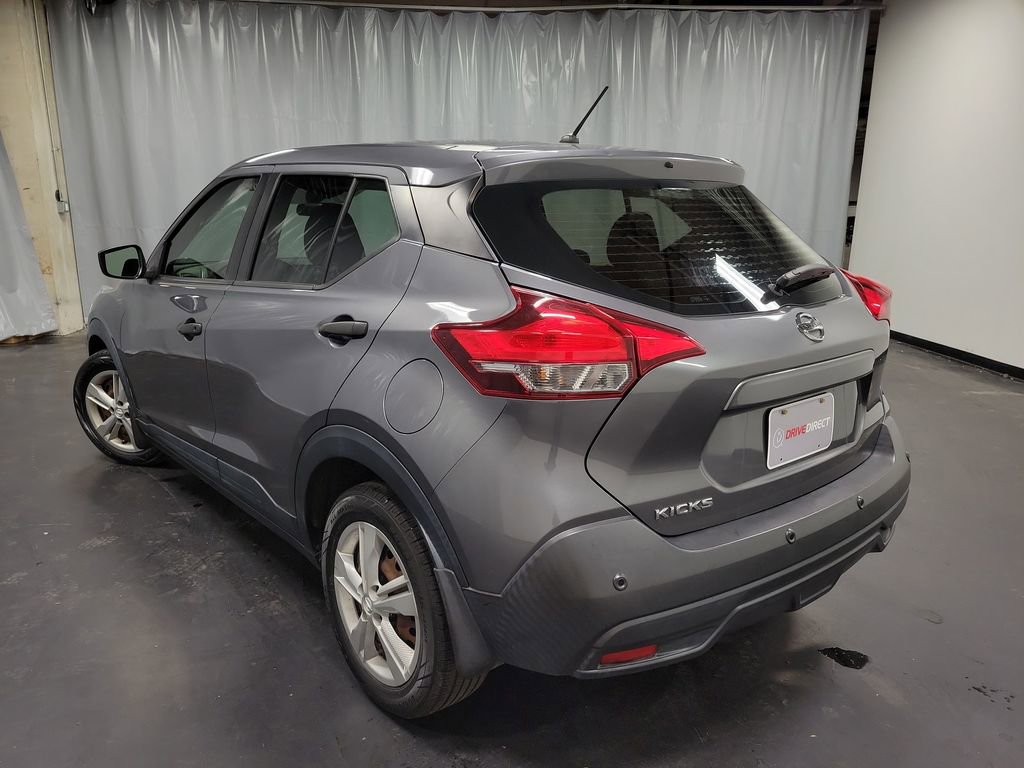 Used 2020 Nissan Kicks S image 7