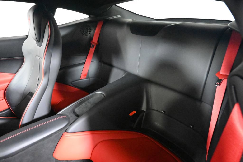 Certified 2022 Ferrari Roma RWD image 20