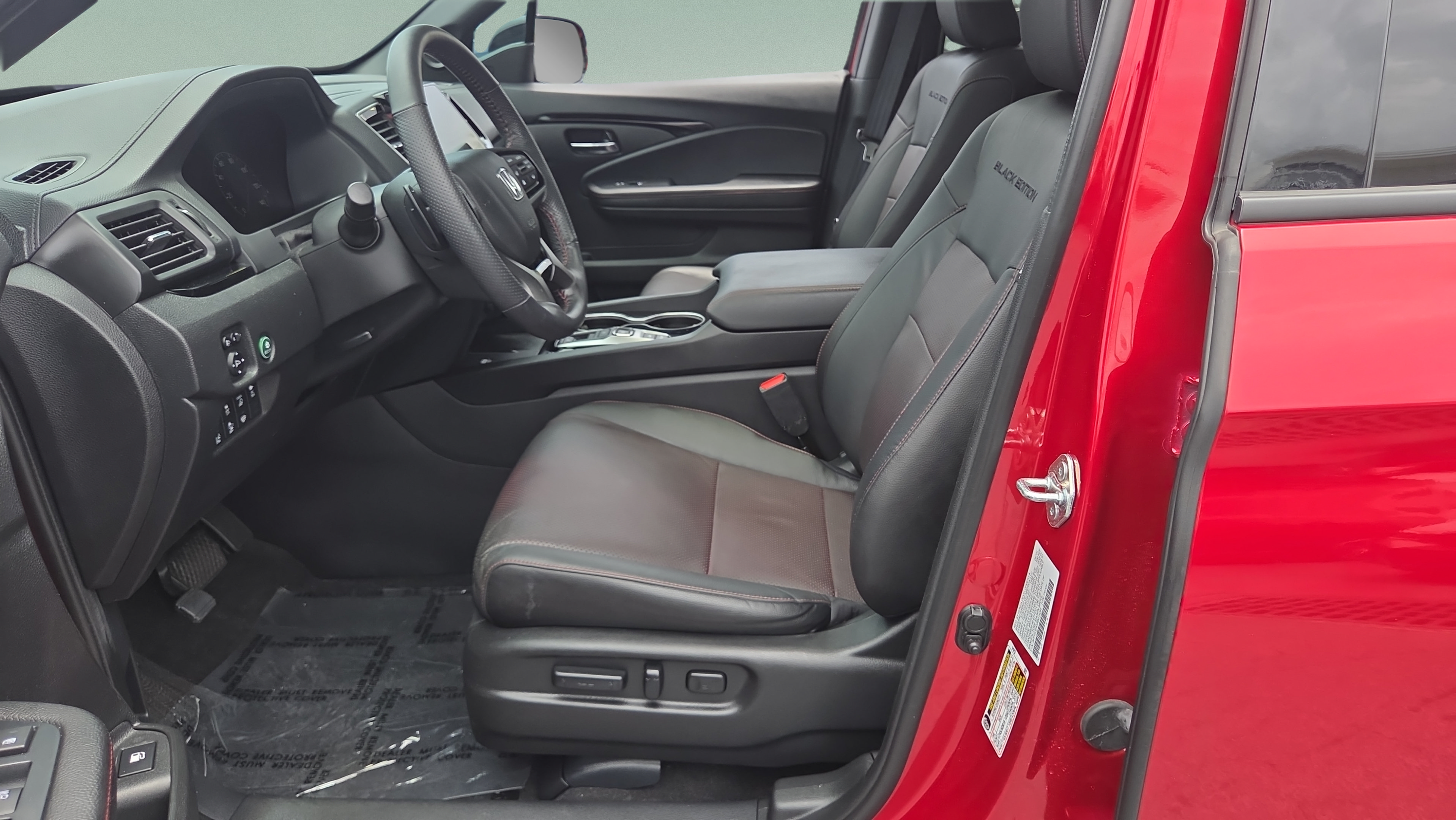 Used 2024 Honda Ridgeline Black Edition image 10