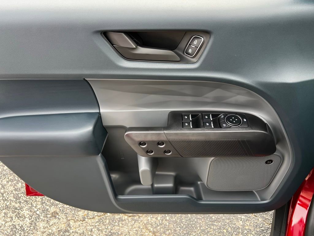 New 2026 Ford Maverick Lariat w/ Black Appearance Package image 15