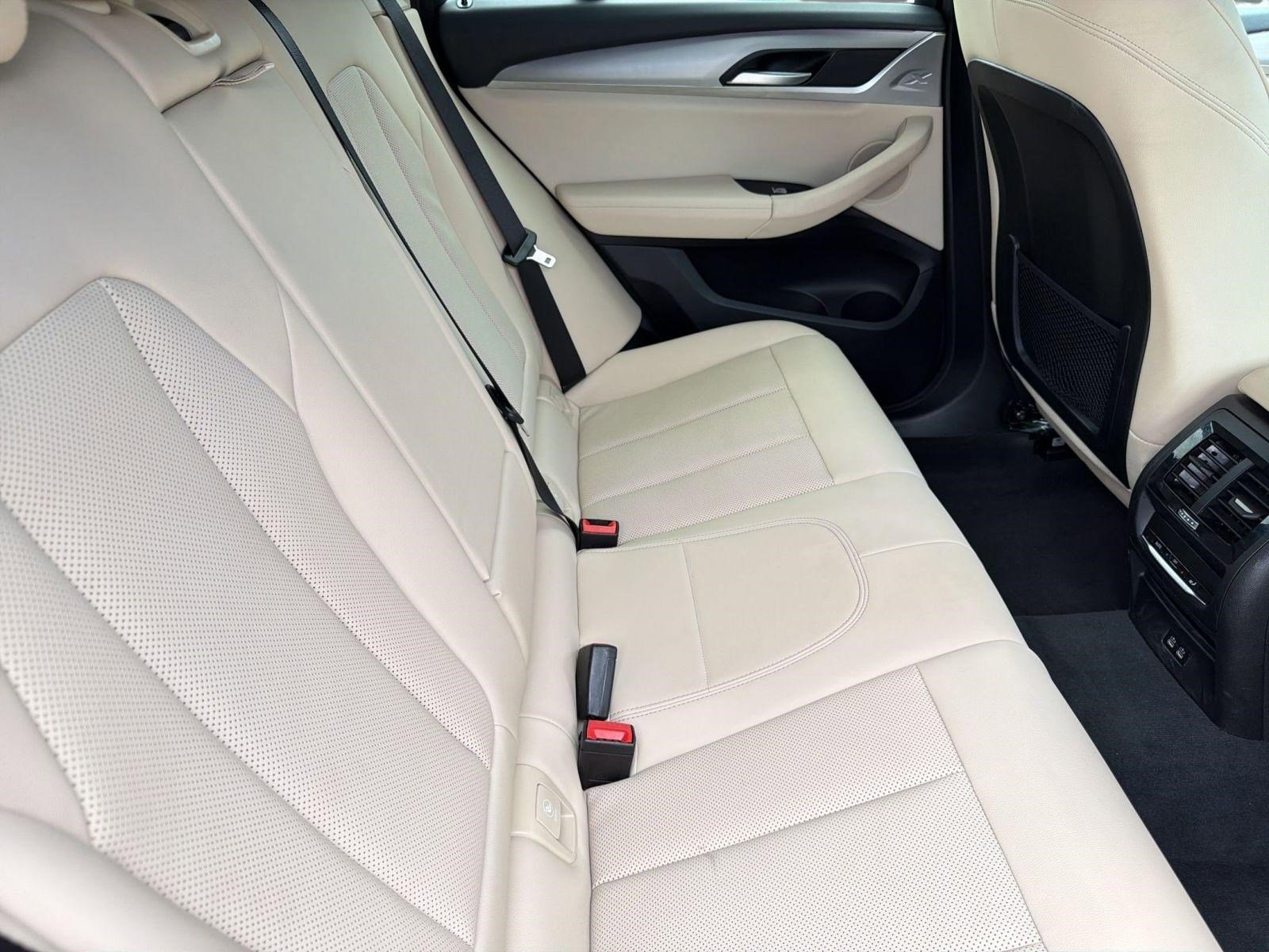 Certified 2025 BMW X4 xDrive30i AWD/4WD image 30