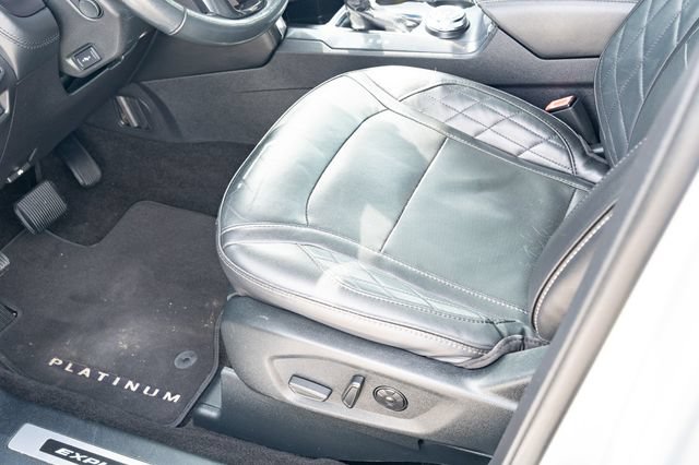 Used 2019 Ford Explorer Platinum AWD/4WD image 28