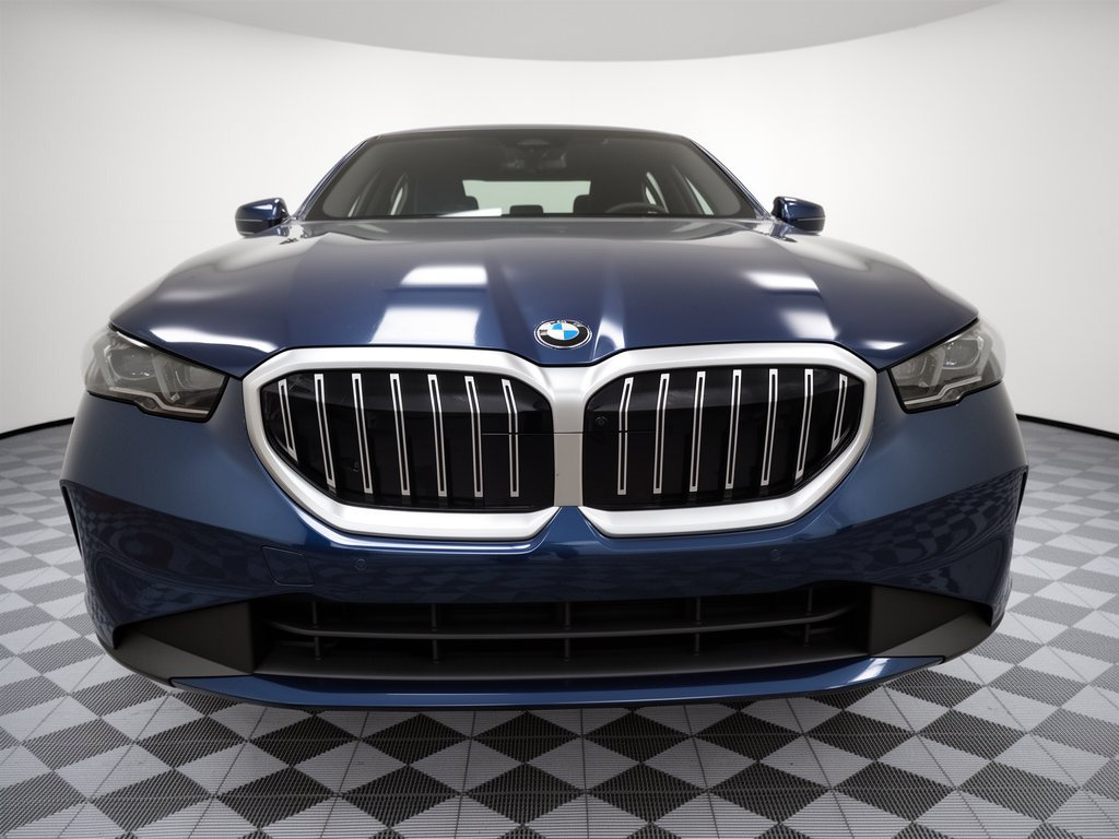 Used 2026 BMW 530i xDrive AWD/4WD image 7