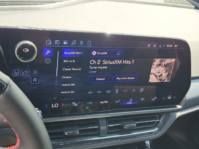 Certified 2024 Chevrolet Equinox EV RS FWD image 34