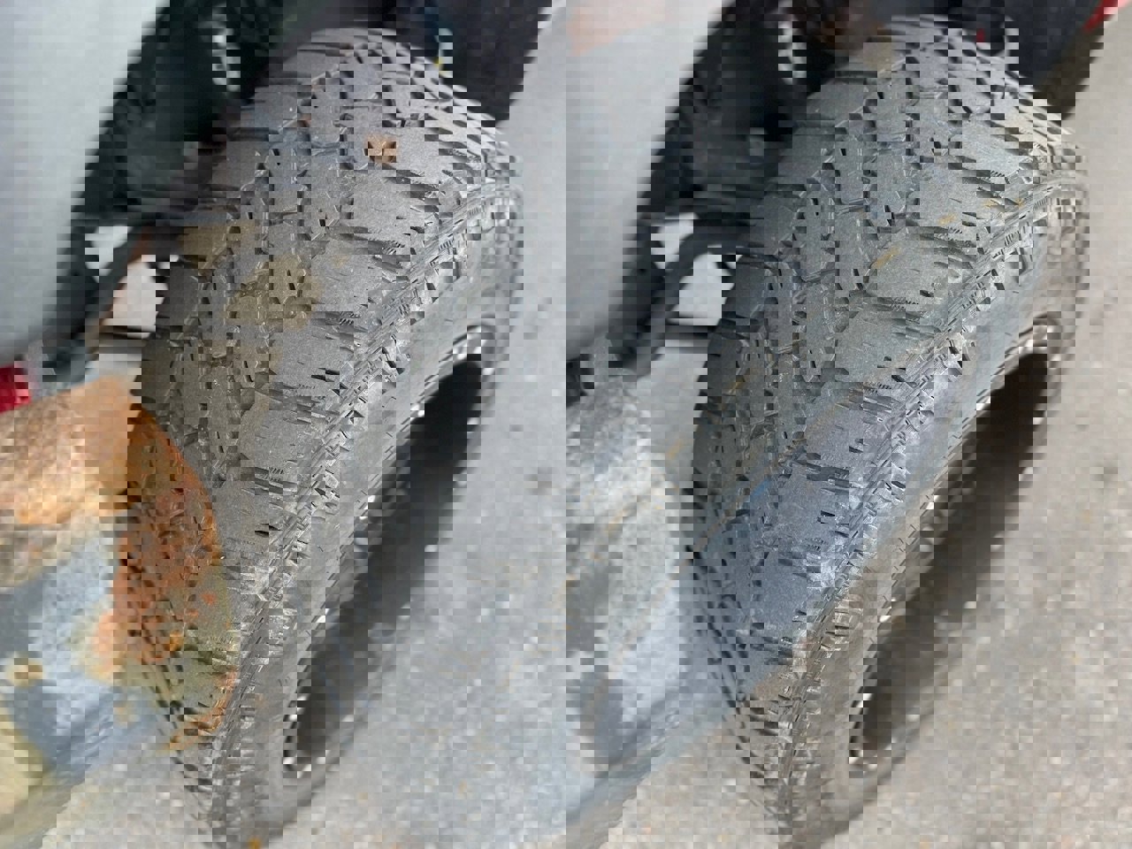 Used 2007 GMC Sierra 2500 SLE w/ Heavy-Duty Power Package image 46