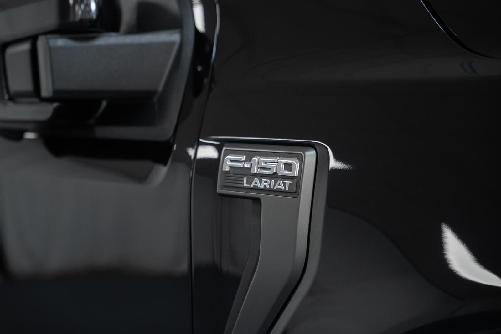 Certified 2023 Ford F150 Lariat w/ Equipment Group 502A High AWD/4WD image 18