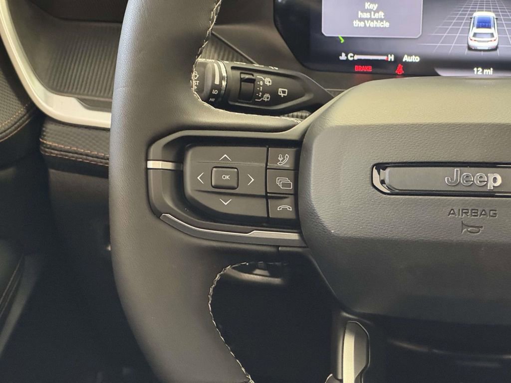 New 2026 Jeep Cherokee Overland image 28