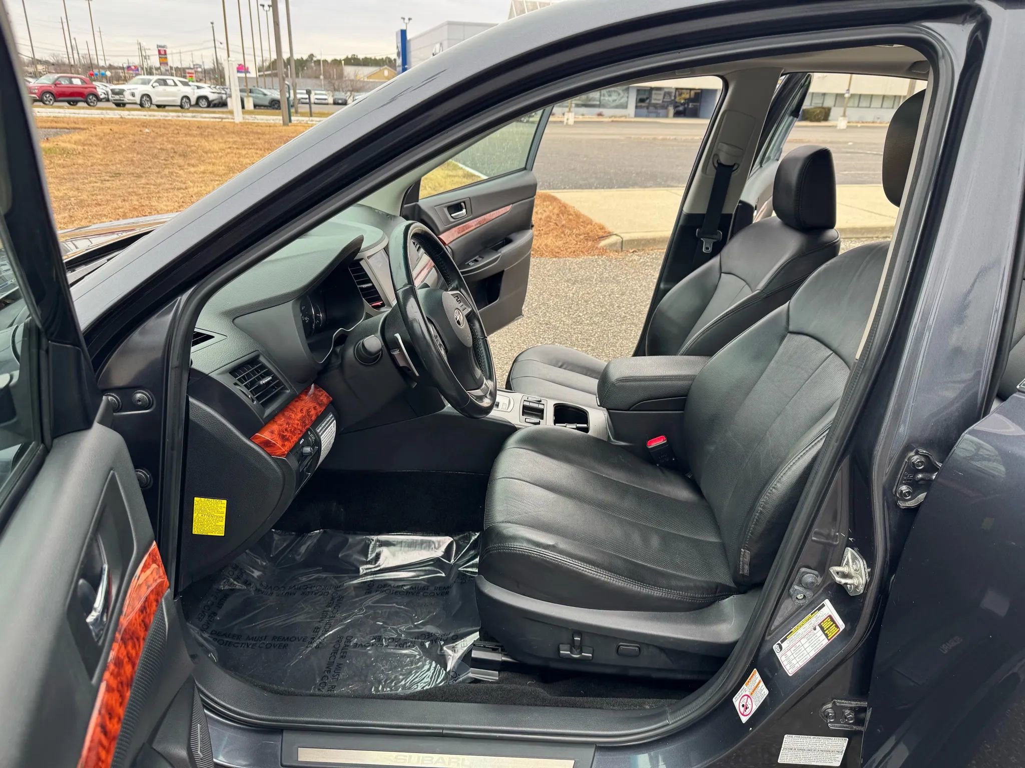 Used 2012 Subaru Legacy 3.6R Limited image 8