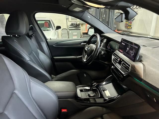 Used 2023 BMW X4 xDrive30i w/ Premium Package image 26