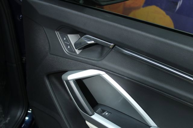 Used 2020 Audi Q3 2.0T Premium Plus image 11