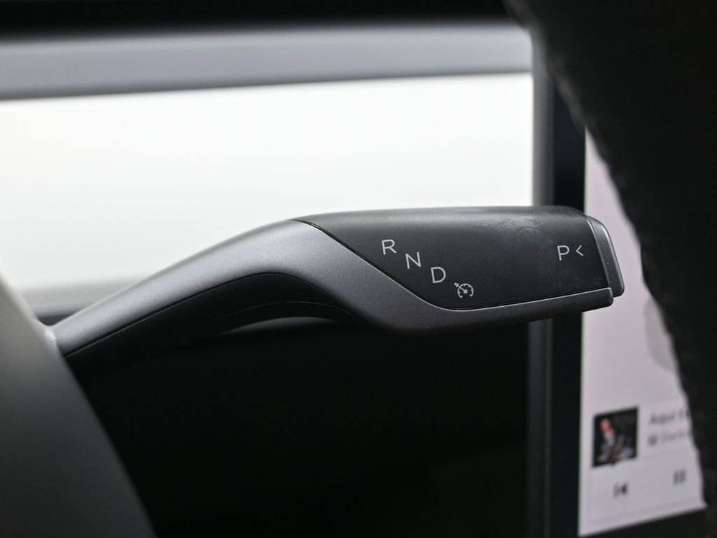 Used 2023 Tesla Model 3 Standard Range RWD image 19