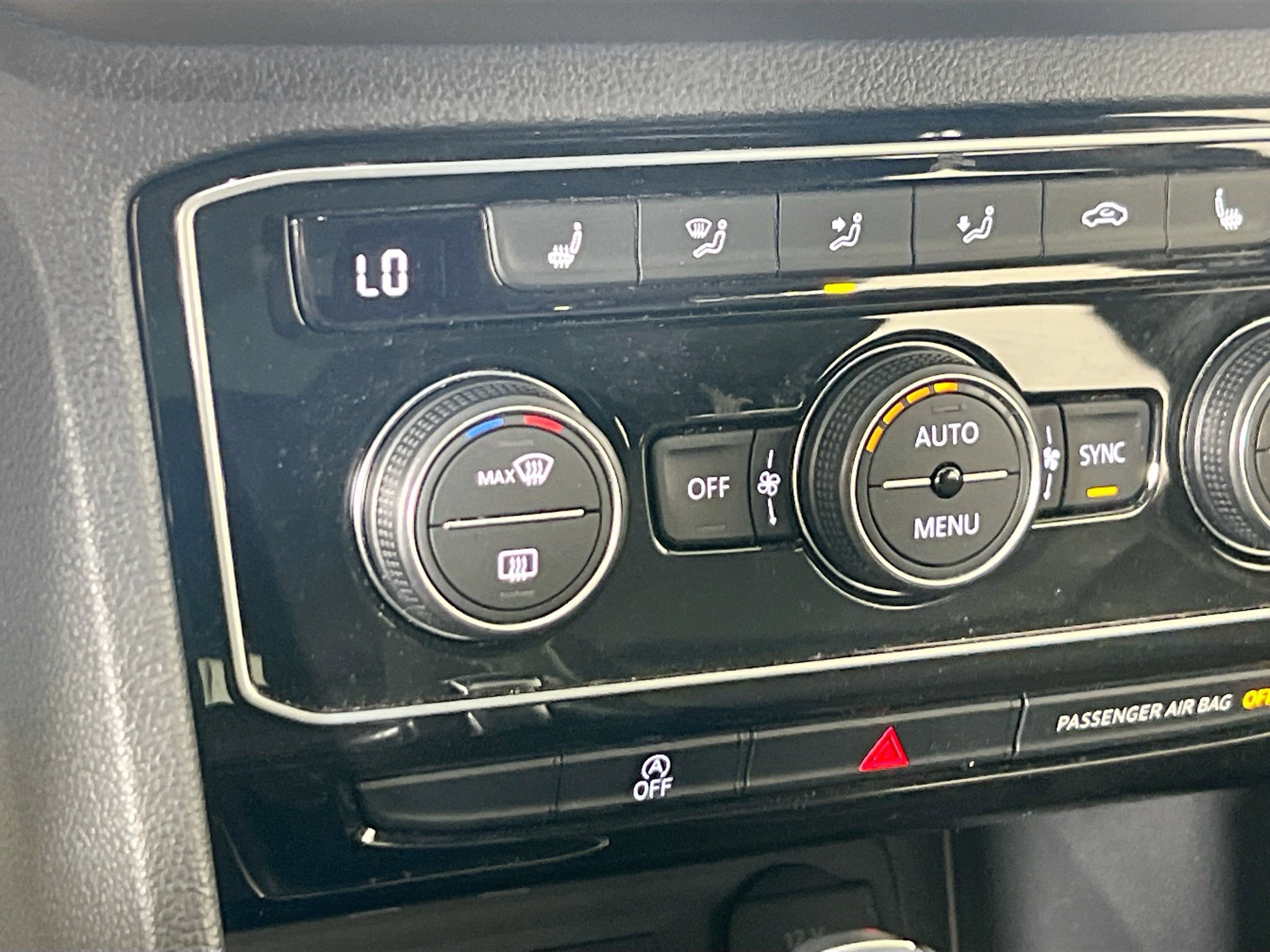 Used 2023 Volkswagen Atlas Cross Sport SEL R-Line image 20