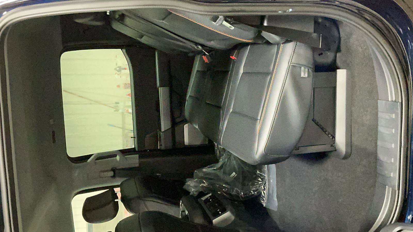 New 2025 Ford F350 Lariat w/ Black Appearance Package image 18