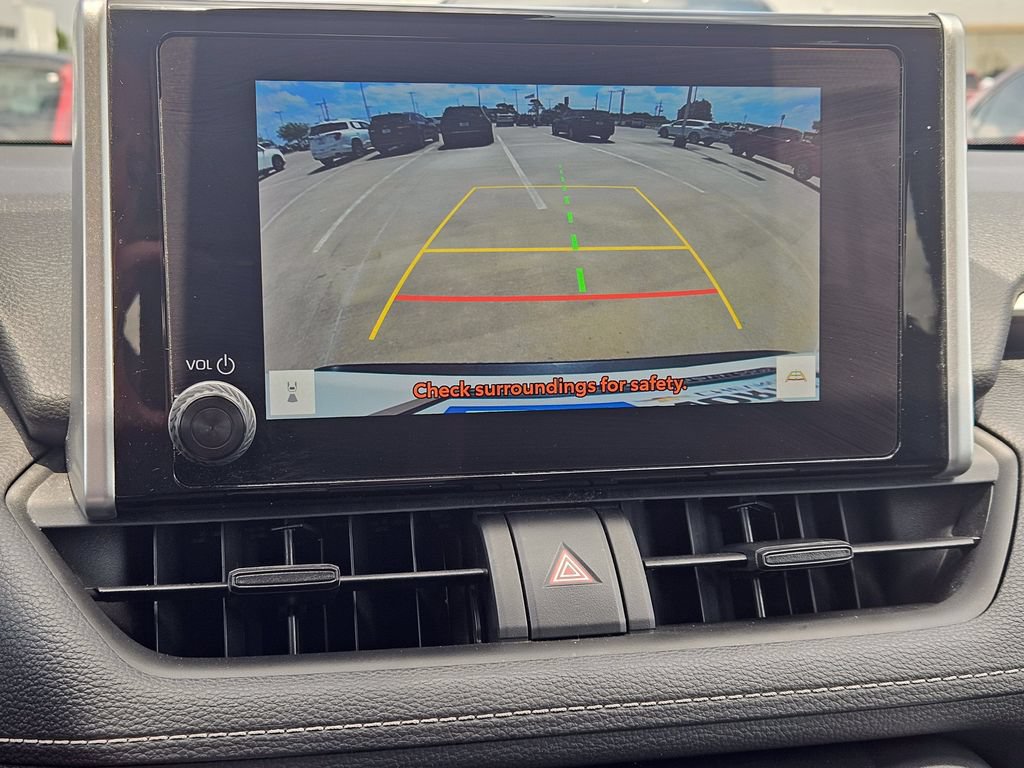 Used 2024 Toyota RAV4 XLE FWD image 22