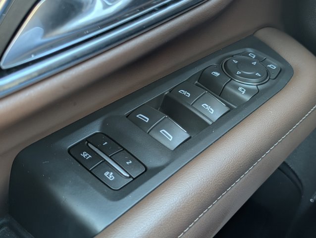 Used 2023 Chevrolet Tahoe High Country image 24