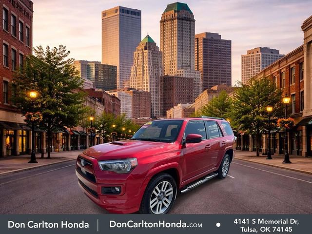Used 2022 Toyota 4Runner TRD Sport AWD/4WD image 3