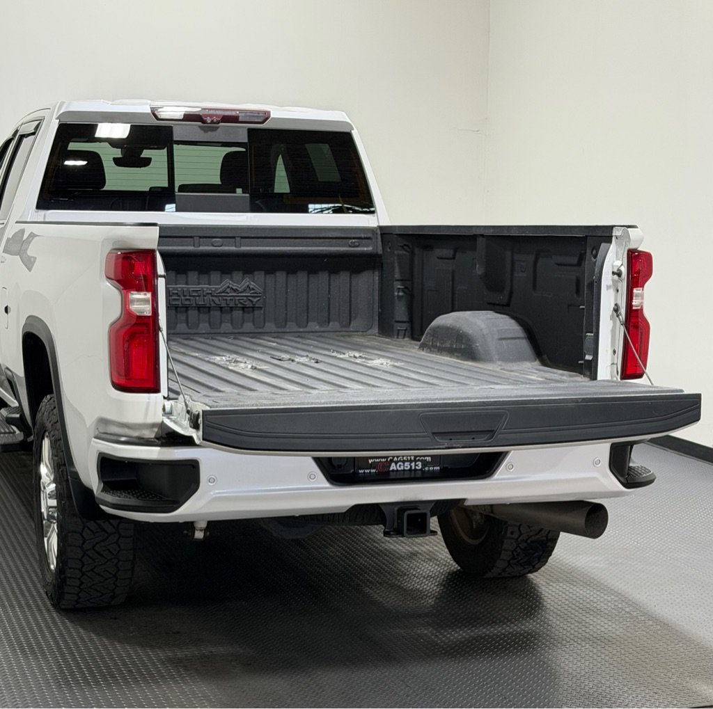 Used 2020 Chevrolet Silverado 3500 High Country w/ Z71 Off-Road Package AWD/4WD image 12
