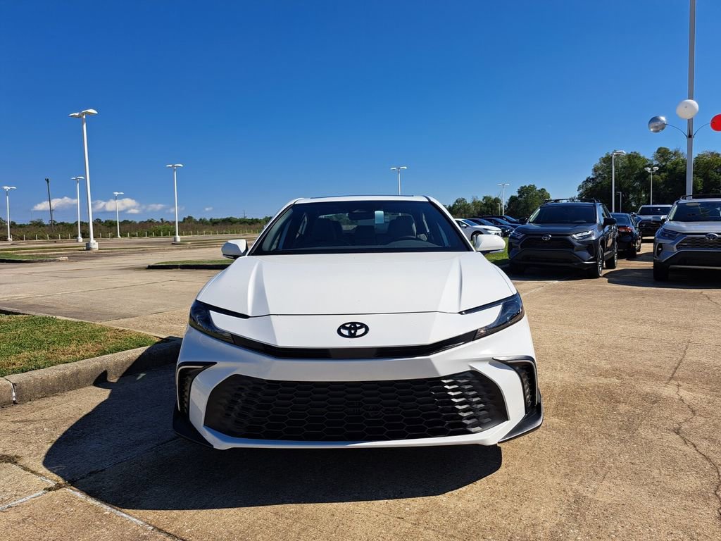 New 2026 Toyota Camry SE image 2