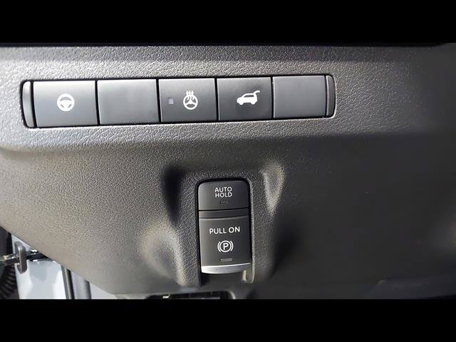 Used 2025 Nissan Murano SL AWD/4WD image 23
